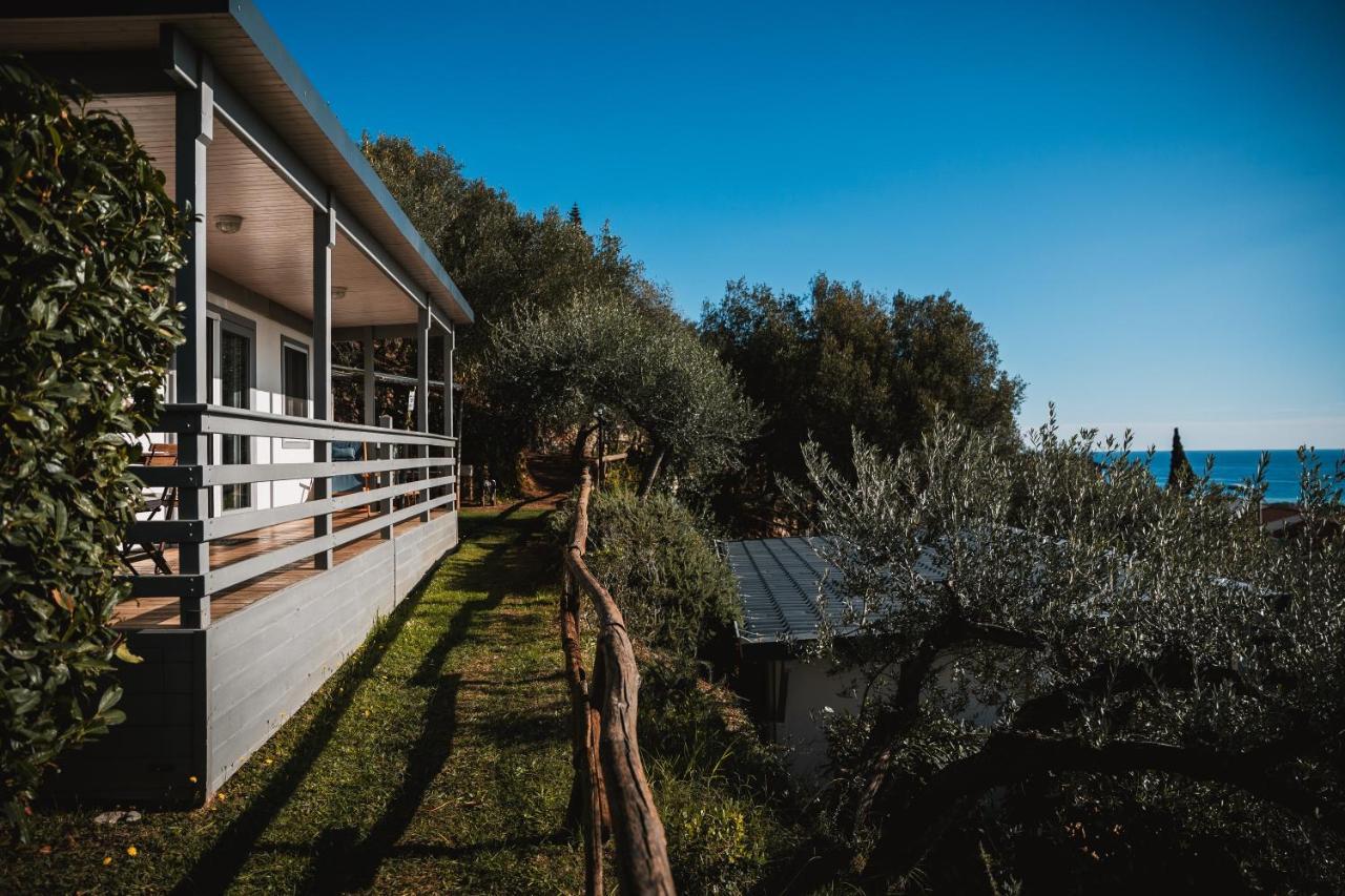 Agriturismo Rose Di Pietra Pietra Ligure Luaran gambar