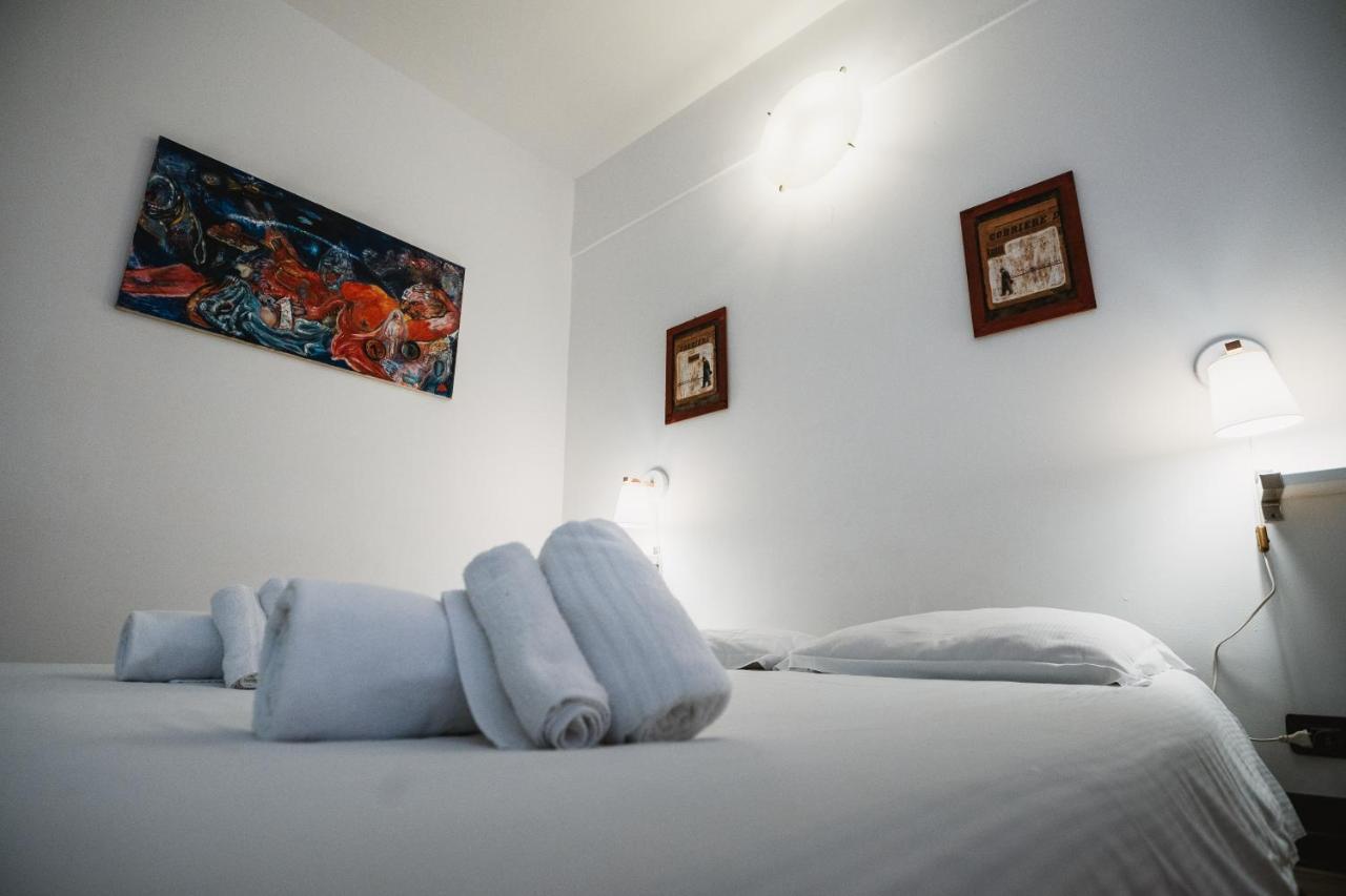 Agriturismo Rose Di Pietra Pietra Ligure Luaran gambar
