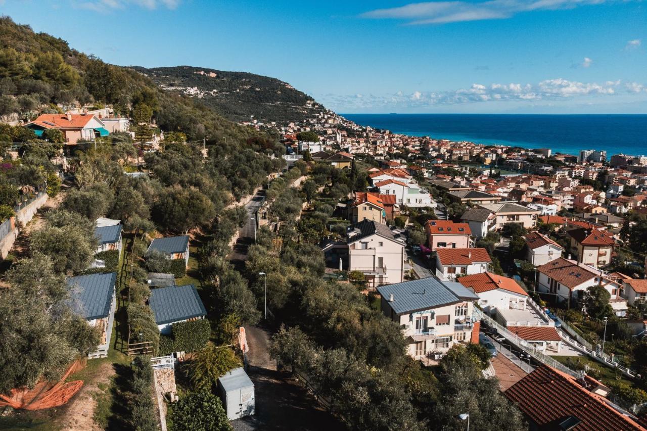 Agriturismo Rose Di Pietra Pietra Ligure Luaran gambar