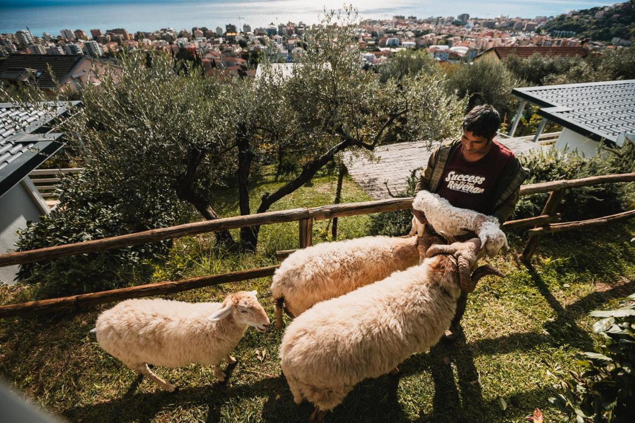 Agriturismo Rose Di Pietra Pietra Ligure Luaran gambar